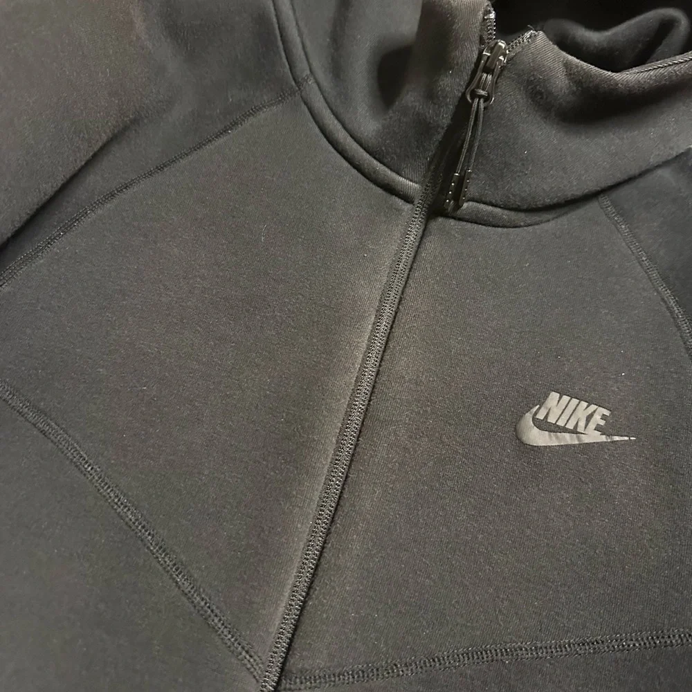 Nike Tech Zip Hoodie - Picture 4 of 5